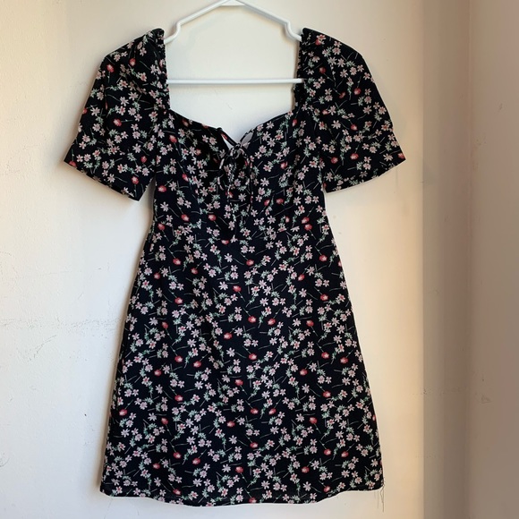 FASHION UNION Floral Mini Dress - Picture 1 of 5